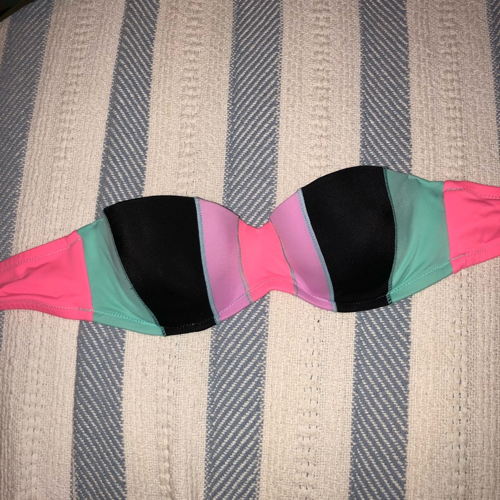 Victoria’s Secret bandeau swim top!